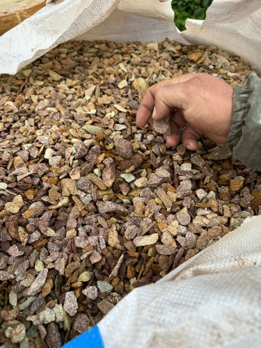 Златолит персиковый декоративная каменная крошка купить в Стерлитамаке