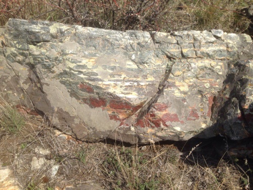 Гигантские зелёные валуны для ландшафтного дизайна весом более 5 тонн купить в Стерлитамаке