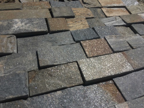 Плитка пилёная златолит Уральский для цоколя, отмостки купить в Стерлитамаке