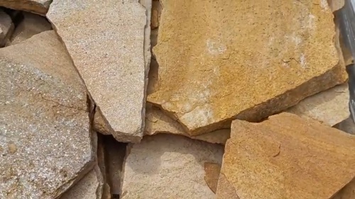 Плитняк златолит жёлтый для цоколя купить в Стерлитамаке