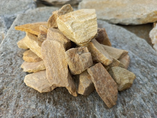 Златолит жёлтый декоративная каменная крошка купить в Стерлитамаке