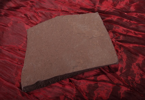 Плитняк лемезит бордовый для цоколя 1,5-2 см купить в Стерлитамаке