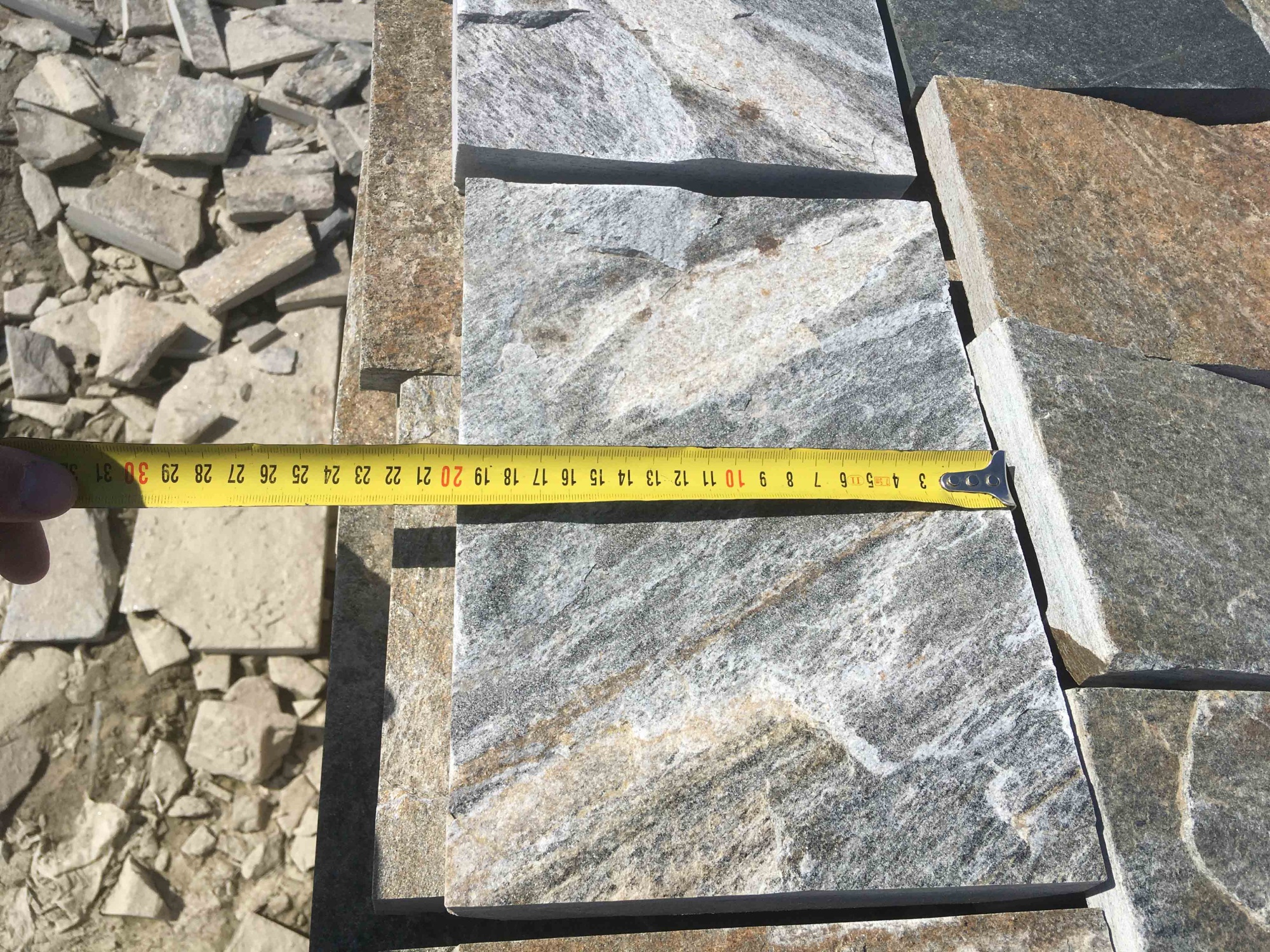 Плитка пилёная златолит Уральский для фасада купить в Стерлитамаке