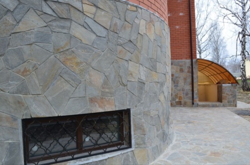 Плитняк златолит Уральский для цоколя, отмостки купить в Стерлитамаке